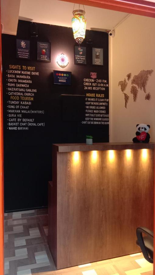Hashtag Traveler'S Hostel Lucknow Ngoại thất bức ảnh